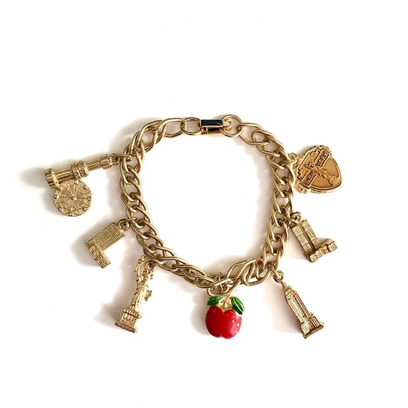 ⭐️5 for $25⭐️ Golden Charm Link Bracelet New York Theme Style “Big Apple NYC - Picture 1 of 6